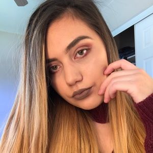 Meet your Posher, Vanessa